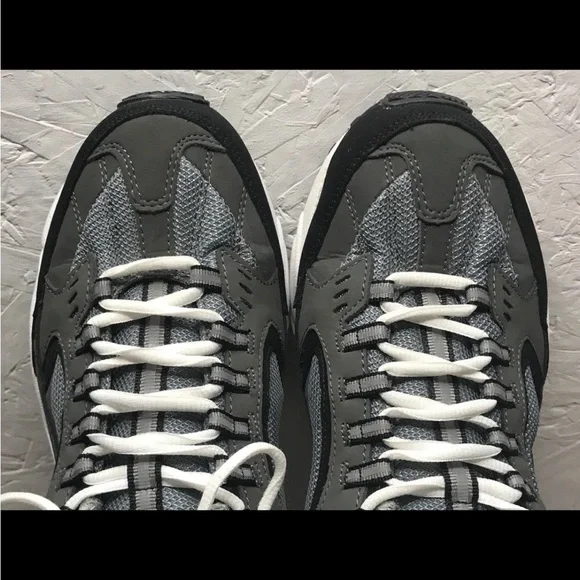 EUC Skechers Stamina Cutback Men's Sneakers Black Gray Leather Mesh Size 9EW - Picture 12 of 16